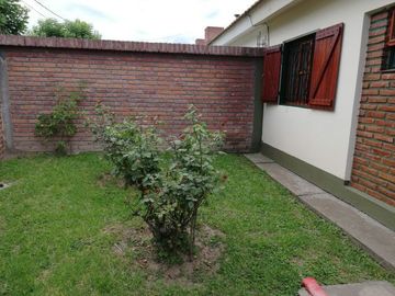 VENTA DE CASAS EN CERRILLOS, SALTA. CALLE JOSE AGUILERA, BARRIO SAN BENITO.