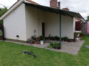 VENTA DE CASAS EN CERRILLOS, SALTA. CALLE JOSE AGUILERA, BARRIO SAN BENITO.