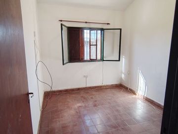 VENTA DE CASAS EN CERRILLOS, SALTA. CALLE JOSE AGUILERA, BARRIO SAN BENITO.