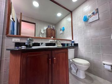 Apartamento en Arriendo en El Tesoro, El Poblado