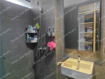 *Rumah Baru di Summarecon Bandung Cluster Genova Full Furnished & Full Renovasi*


Luas tanah :117m²
Luas bangunan :148m²
Dimensi :9x13
Lebar jalan: 14m
Kamar tidur: 4+1
Kamar mandi: 3+1
Listrik: 3500m²
Air :Artesis Dev
Hadap :Utara
Carport: 2
Furnish:
* 3 AC di kamar atas 
* 1 Waterheater
* 1 Kulkas (2 pintu)
* 1 Kitchen Set (Modena)
* 2 Bed + wardrobe 
* Sofa
* Meja Makan
* Gordyn


HARGA 3,5M
🔽
*TURUN HARGA JADI 3M*