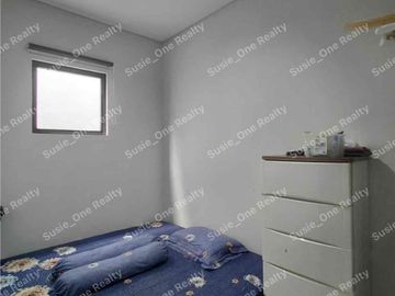 *Rumah Baru di Summarecon Bandung Cluster Genova Full Furnished & Full Renovasi*


Luas tanah :117m²
Luas bangunan :148m²
Dimensi :9x13
Lebar jalan: 14m
Kamar tidur: 4+1
Kamar mandi: 3+1
Listrik: 3500m²
Air :Artesis Dev
Hadap :Utara
Carport: 2
Furnish:
* 3 AC di kamar atas 
* 1 Waterheater
* 1 Kulkas (2 pintu)
* 1 Kitchen Set (Modena)
* 2 Bed + wardrobe 
* Sofa
* Meja Makan
* Gordyn


HARGA 3,5M
🔽
*TURUN HARGA JADI 3M*