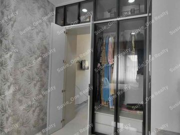 *Rumah Baru di Summarecon Bandung Cluster Genova Full Furnished & Full Renovasi*


Luas tanah :117m²
Luas bangunan :148m²
Dimensi :9x13
Lebar jalan: 14m
Kamar tidur: 4+1
Kamar mandi: 3+1
Listrik: 3500m²
Air :Artesis Dev
Hadap :Utara
Carport: 2
Furnish:
* 3 AC di kamar atas 
* 1 Waterheater
* 1 Kulkas (2 pintu)
* 1 Kitchen Set (Modena)
* 2 Bed + wardrobe 
* Sofa
* Meja Makan
* Gordyn


HARGA 3,5M
🔽
*TURUN HARGA JADI 3M*