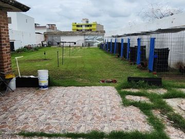 RENTO TERRENO PLANO 640 M2 DENTRO DE FRACC VILLA DE LOS ANGELES BLVD AEROPUERTO