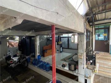 *SUPER HOT SALE*🔥

*Rumah Kos²an Aktif di Jatinangor dekat Kampus UNPAD & ITB, Harga Termurah Hanya Hitung Tanah*

Selling Point :
1. Hanya 2 menit menuju UNPAD ada 2 jalur dari Jalan Cikuda dan dari Fakultas Peternakan UNPAD
2. Hanya 5 menit menuju ITB

- SHM
- Luas tanah 440 m²
- Luas bangunan 172 m²
- Bangunan hunian keluarga
- Bangunan kosan 3 lantai (9 Kamar)
- Bangunan Laundry Perusahan
- Bangunan mushola dan lesehan
- Listrik Ruangan Kel 1.300 Watt
- Listrik Laundry 5.000 Watt
- Listrik Kamar kosan 900 Watt (masing-masing tiap kamar)
- Carport 6 Mobil
- Jalur akses Jalan masuk 2 Mobil 

*HARGA 1,8M (NEGO TIPIS)*