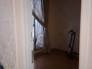 DIJUAL RUMAH MEWAH GOLF LAKE RESIDENCE