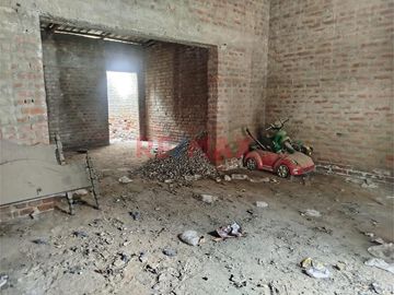 Se Vende Casa Como Terreno En Calle Bolivar Castilla//ID: 1182788