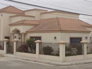 Casa de recuperación bancaria a la venta en Otay Constituyentes, Tijuana, Baja California, México.