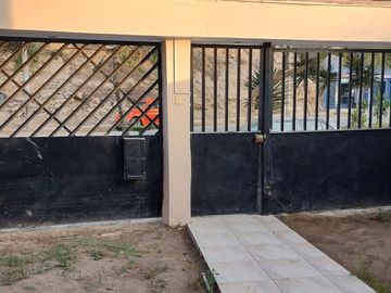VENTA DE DEPARTAMENTO EN CHACLACAYO 1ER. PISO COCHERA 94 m2 ALT. Colegio Estenos