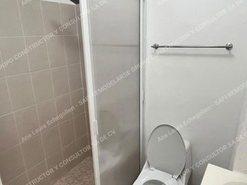 Vive o Invierte a Pasos de Av. Huayacán: Propiedad Adjudicada en SM 317, Cancún