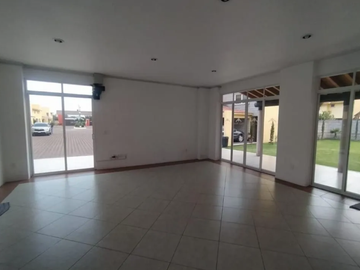 CASA EN VENTA EN FRACC. BOSQUES DE METEPEC. ESTADO DE MEXICO.