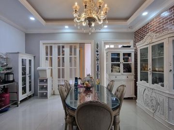 DIJUAL RUMAH CANTIK SIAP HUNI DI PESANGGRAHAN JAKARTA SELATAN