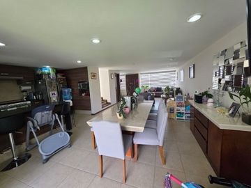 CASA EN VENTA MILAN FRACC. BOSQUE DE LAS FUENTES CALIMAYA