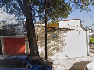 CASA EN VENTA EN AV. EMPERADORES, PORTALES NORTE, IZTAPALPA, CDMX
