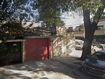 CASA EN VENTA EN AV. EMPERADORES, PORTALES NORTE, IZTAPALPA, CDMX