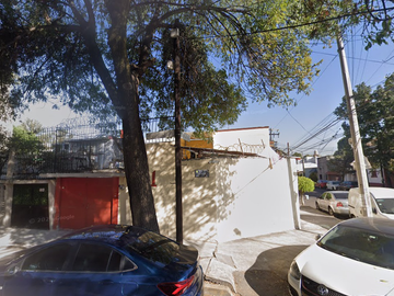 CASA EN VENTA EN AV. EMPERADORES, PORTALES NORTE, IZTAPALPA, CDMX