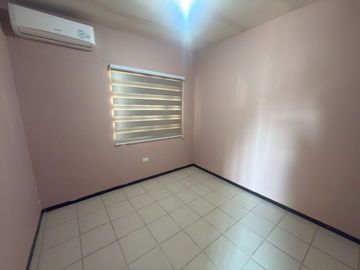 Casa en Venta en Bosques de la Huasteca en Santa Catarina