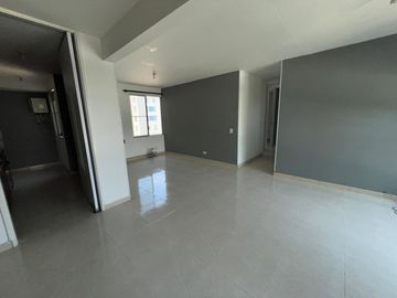 SE ALQUILA CUARTO PISO EN COLORES DE SANTA SOFIA