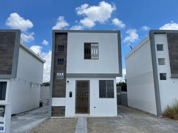 Casa en Renta Asturias Residencial en Apodaca, Nuevo León
