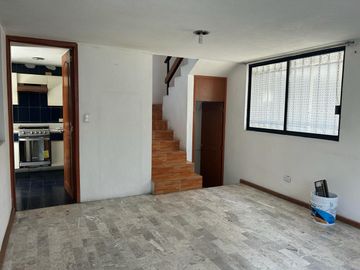 CASA EN COL. EL CERRITO IDEAL PARA OFICINAS - RENTA $10,500.00