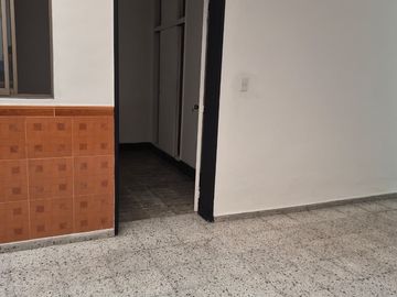 Arriendo Casa Sector el Nogal - Laureles