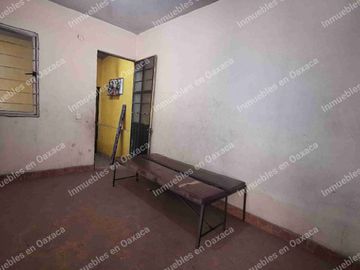 SE RENTA TALLER DE LAVADO Y LUBRICACION CON LOCAL COMERCIAL Y OFICINAS