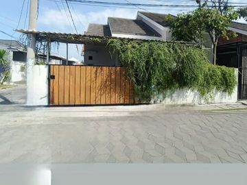 Dijual Rumah Murah Siap Huni Posisi HOOK Dekat Sekolah Pelayaran Lokasi Gunung Anyar Tambak Surabaya