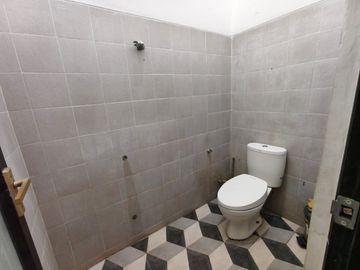 Dijual Rumah Murah Siap Huni Posisi HOOK Dekat Sekolah Pelayaran Lokasi Gunung Anyar Tambak Surabaya