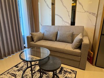 Apartemen Amor Connecting Pakuwon City Mall lantai 29 Fully Furnish tipe 2 bedroom view Pool