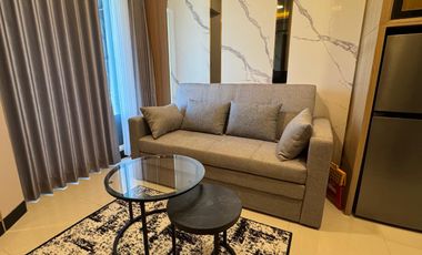 Apartemen Amor Connecting Pakuwon City Mall lantai 29 Fully Furnish tipe 2 bedroom view Pool