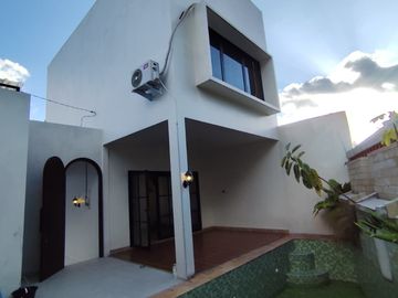 villa dengan privat pool di jalan palagan km 16 desain minimalis elegan