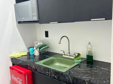 RENTO OFICINA SIN MOBILIARIO EN TORRE CORPORATIVA EN BOCA DEL RIO