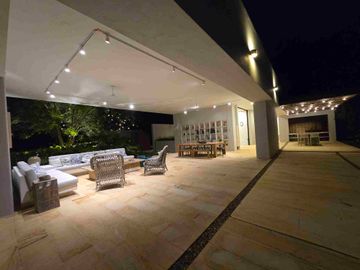 VENDO EXCLUSIVA CASA CAMPESTRE EN CONDOMINIO CAMPESTRE HACIENDA EL PASO GIRARDOT CUNDINAMARCA