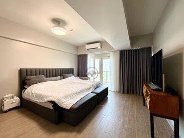 Penthouse for sale at Park McKinley West, Taguig