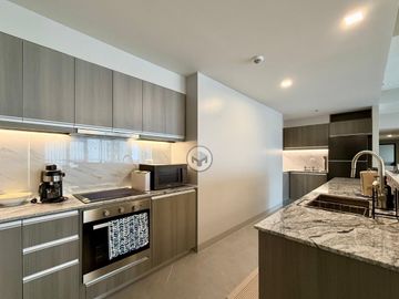 Penthouse for sale at Park McKinley West, Taguig