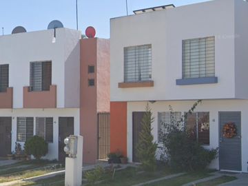 VENTA DE CASA EN TIJUANA EN FRACCIONAMIENTO PRIVADO CON SEGURIDAD ÑISTA PARA ESTRENAR!