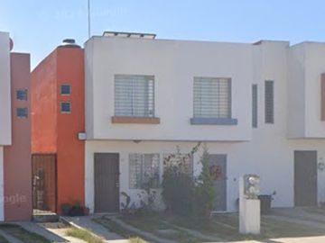 VENTA DE CASA EN TIJUANA EN FRACCIONAMIENTO PRIVADO CON SEGURIDAD ÑISTA PARA ESTRENAR!
