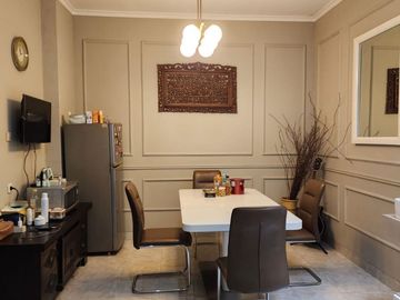 DIJUAL RUMAH 2 LANTAI PREMIUM BISA FULL FURNISH DI KENCANA LOKA BSD (LSB33)