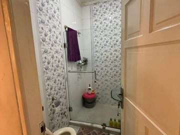 Rumah 2 Lantai Cantik dan Mewah di Beji Depok!