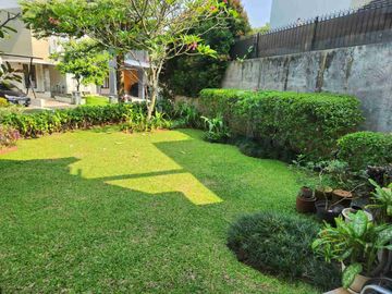 Dijual rumah pojok dalam cluster lokasi strategis di Sektor 9 Bintaro