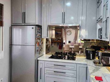 Dijual rumah pojok dalam cluster lokasi strategis di Sektor 9 Bintaro