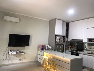 Furnished Gandeng 2 Cluster Burgundy, Summarecon Bekasi #120