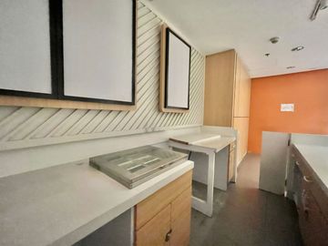 Century Diamond Tower Ground Floor Kiosk