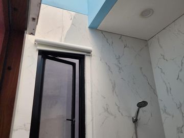 DIJUAL RUMAH CANTIK MINIMALIS HADAP SELATAN JUAL MURAH DI CITRA GARDEN 1