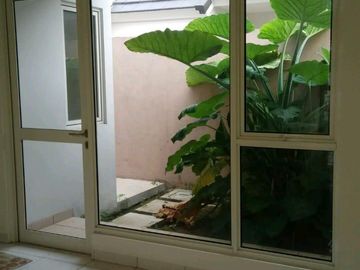 DIJUAL ATAU DISEWA Suvarna Sutera  Cikupa Tangerang  Cluster Fedora  Luas tanah 136m