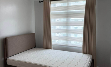 Corner 3-bedroom unit in The Red Oak at Two Serendra For Lease