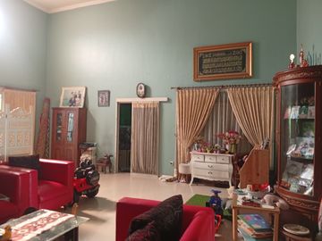 Rumah mewah di Perum Graha Padma Semarang Barat