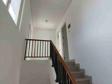 Dijual cepat rumah hook di Cluster samata harapan indah 2 bekasi
