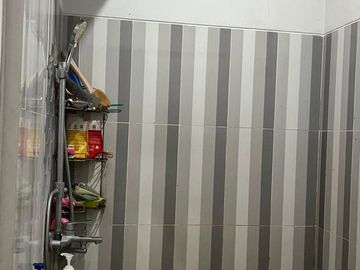 Jual Cepat, Rumah di Pusat Gading Serpong 2,5 Lantai Harga 1,6M