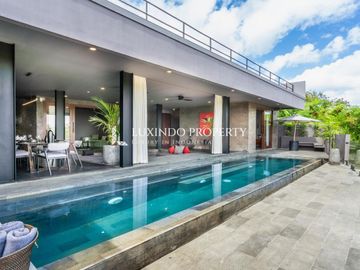 DISEWAKAN BULANAN VILLA DENGAN 5 KAMAR TIDUR DI TUMBAK BAYUH